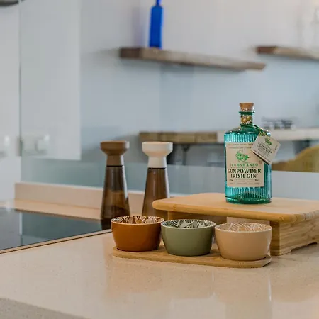 Exclusive Penthouse - 85m Pool - Private Garage - 3 Terraces * פאלם-מאר