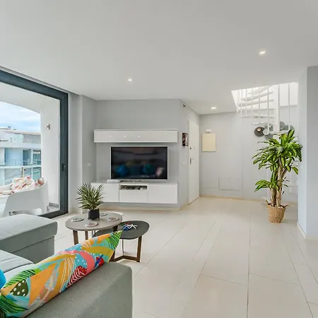 Exclusive Penthouse - 85m Pool - Private Garage - 3 Terraces Apartment *