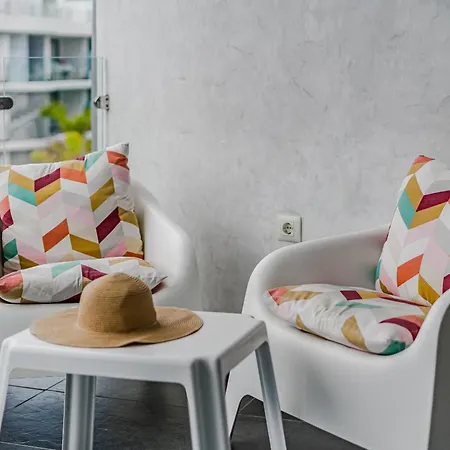 Exclusive Penthouse - 85m Pool - Private Garage - 3 Terraces