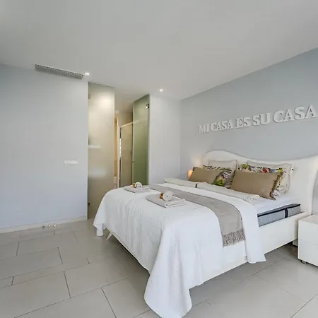 アパート Exclusive Penthouse - 85m Pool - Private Garage - 3 Terraces パルム・マール