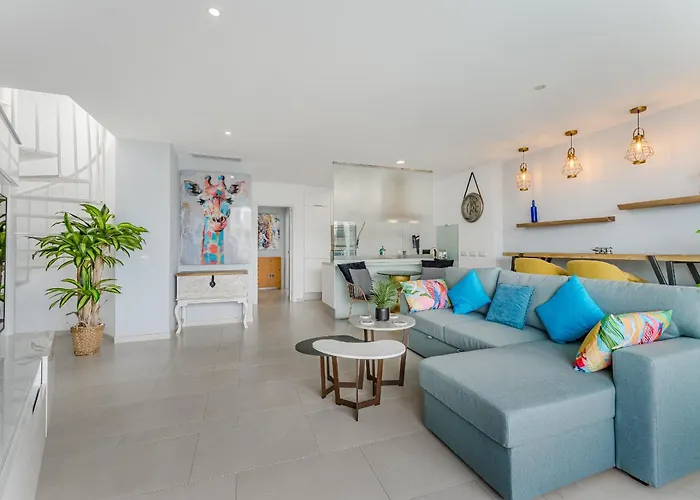 Daire Exclusive Penthouse - 85m Pool - Private Garage - 3 Terraces Palm-mar